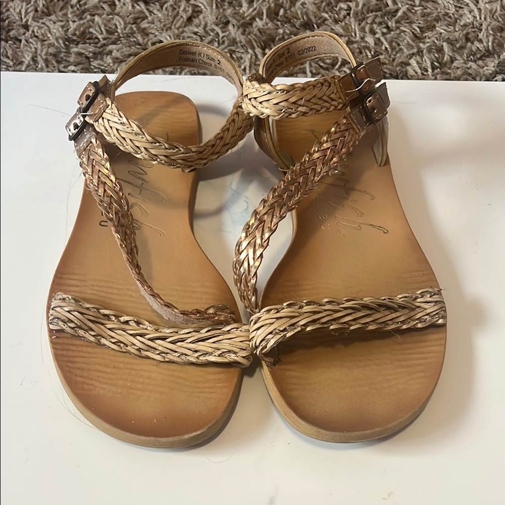 Blowfish Sandles